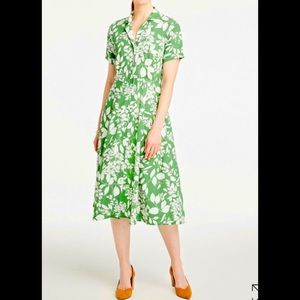 Ann Taylor 12 Petite Green Short Sleeve Dress